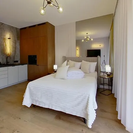 Czysta 123 Studio Premium * Wroclaw